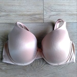 Beige, perfect coverage Body by Victoria bra (EUC)